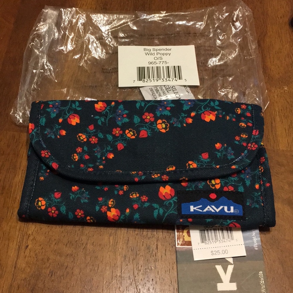Kavu Big Spender Wallet Wild Poppy